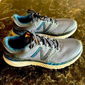 New Balance women’s NYC marathon running shoes